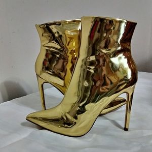 Million dollar booties